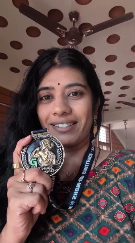 Anuradha with her Show-Up Champion medal